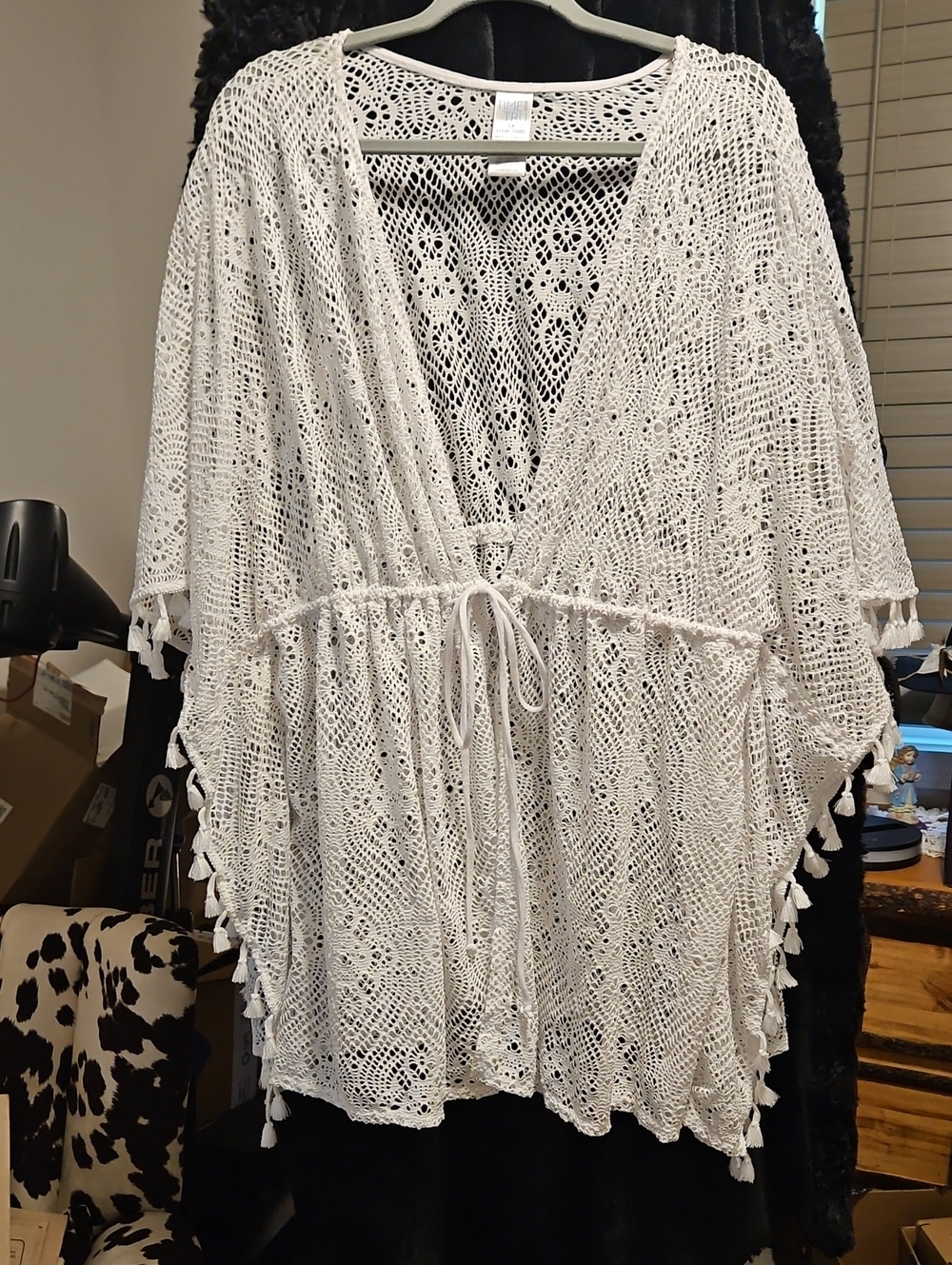 Time and Tru White Crochet Openwork Kimono